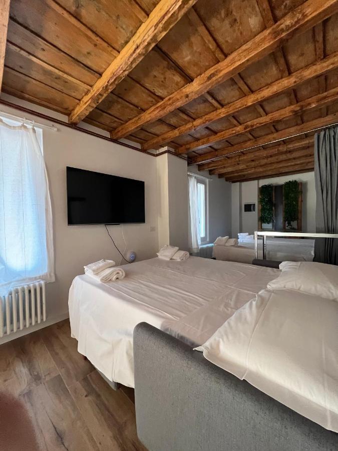 Ferienwohnung Borgovivo Il Tuo Loft In Centro Citta Bergamo Exterior foto