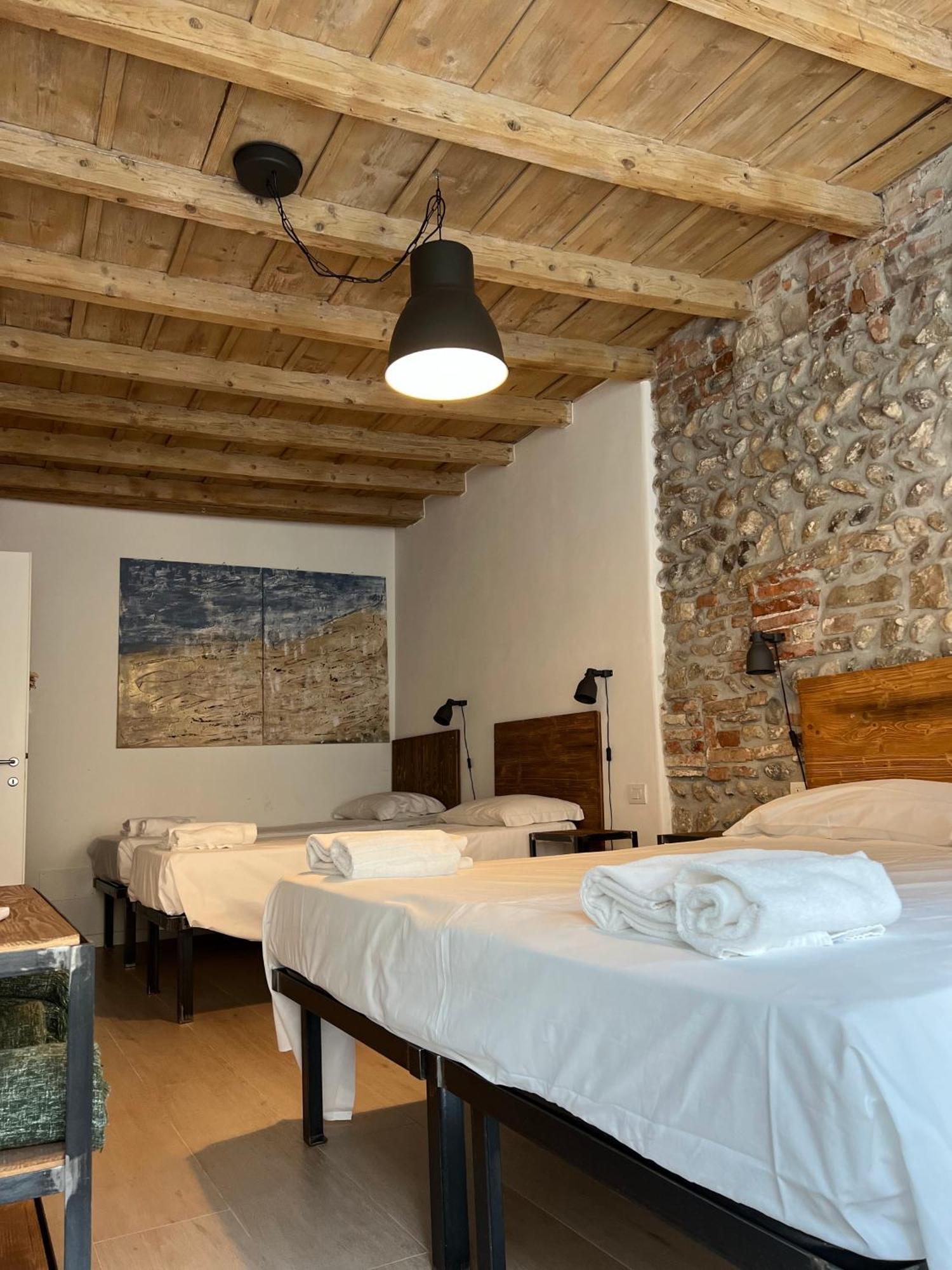 Ferienwohnung Borgovivo Il Tuo Loft In Centro Citta Bergamo Exterior foto