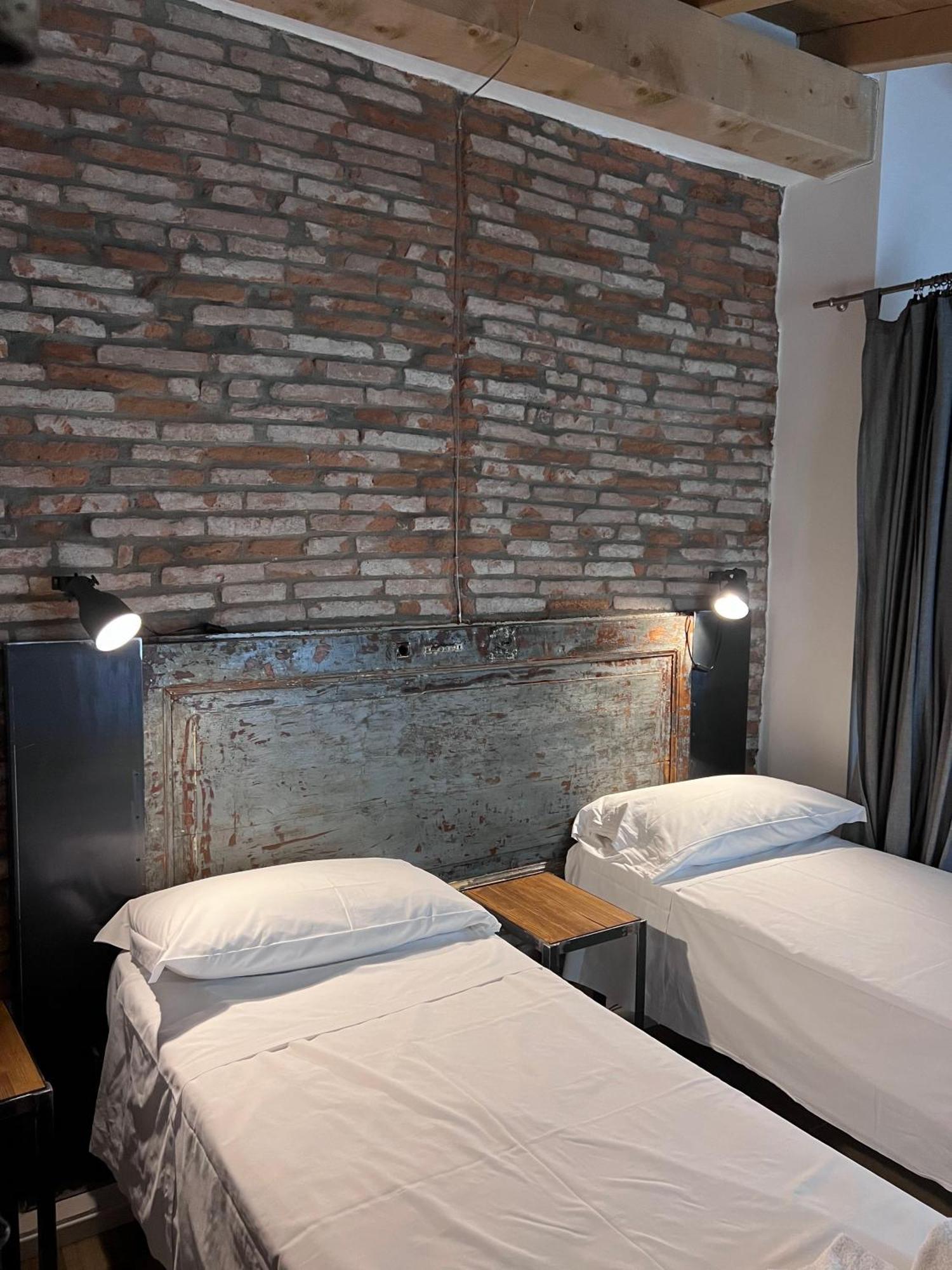 Ferienwohnung Borgovivo Il Tuo Loft In Centro Citta Bergamo Exterior foto