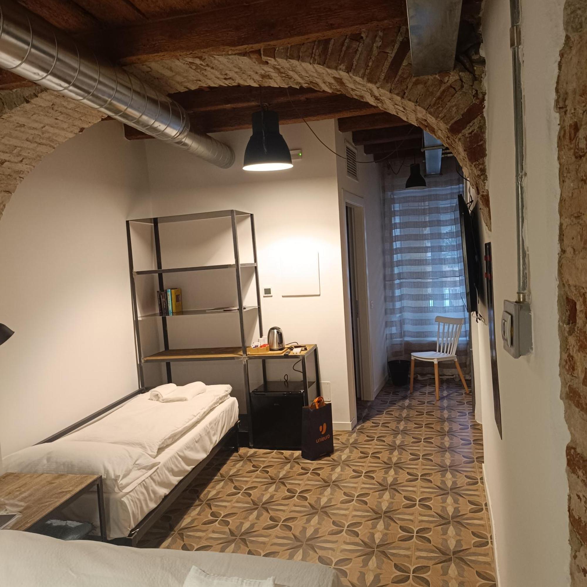 Ferienwohnung Borgovivo Il Tuo Loft In Centro Citta Bergamo Exterior foto